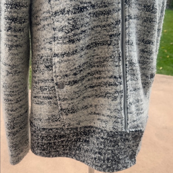 CLUB MONACO Women’s Moto Full Zip Jacket M Mint Condition - Picture 4 of 9